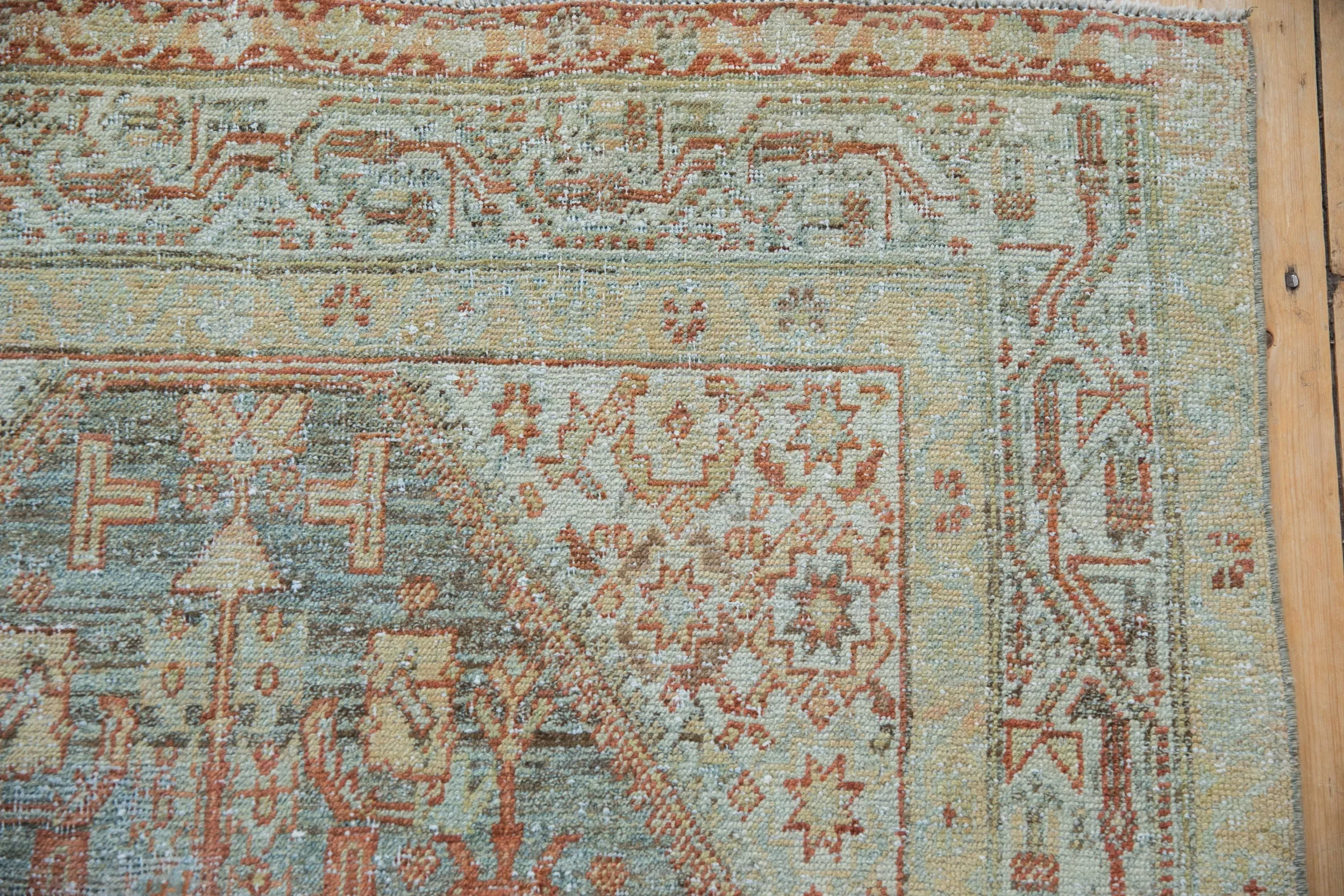 4x7.5 Antique Distressed Serbend Rug