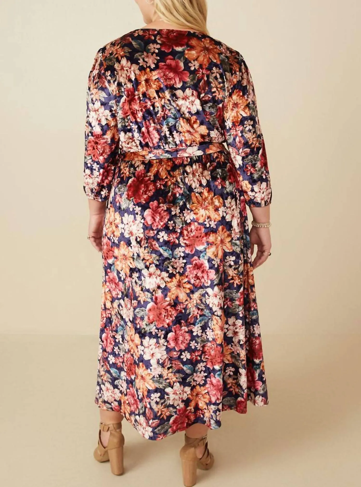 Emily Floral In Navy