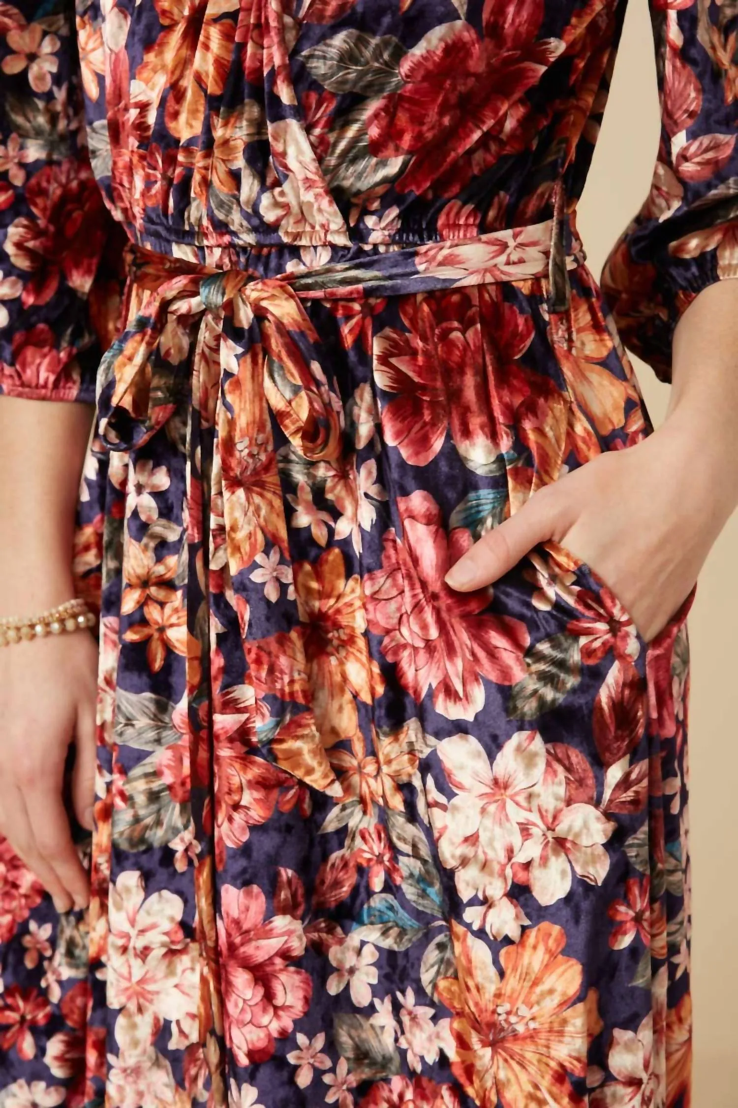 Emily Floral In Navy