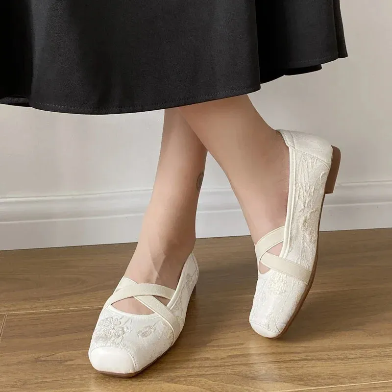 Floral Embroider Ballet Shoes Woman Elegant Almond Toe White Lace Ballerina Flats Ladies Cross Straps Wedding Party Mary Janes