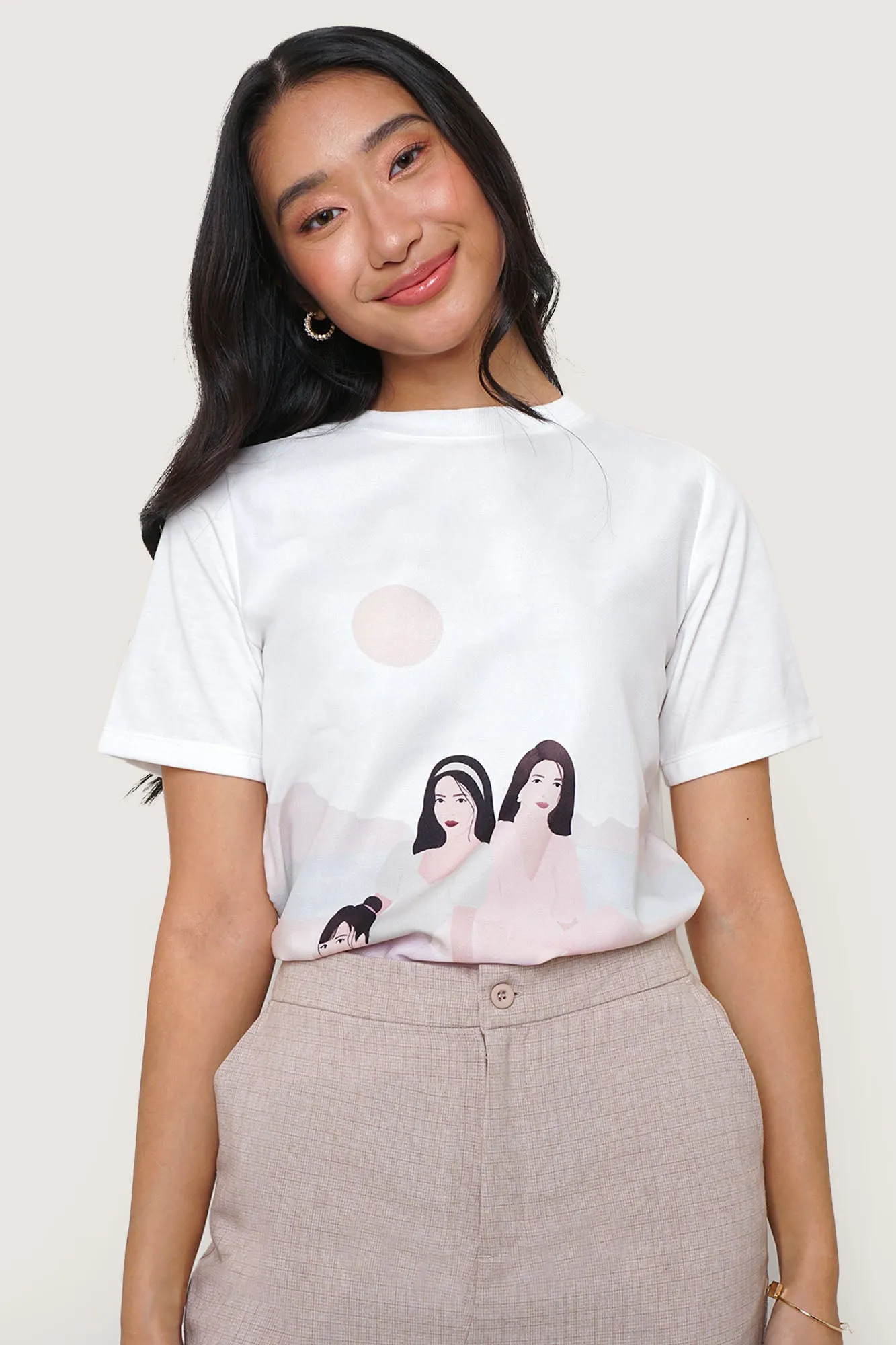 Girlfriends of Summer Graphic Tee