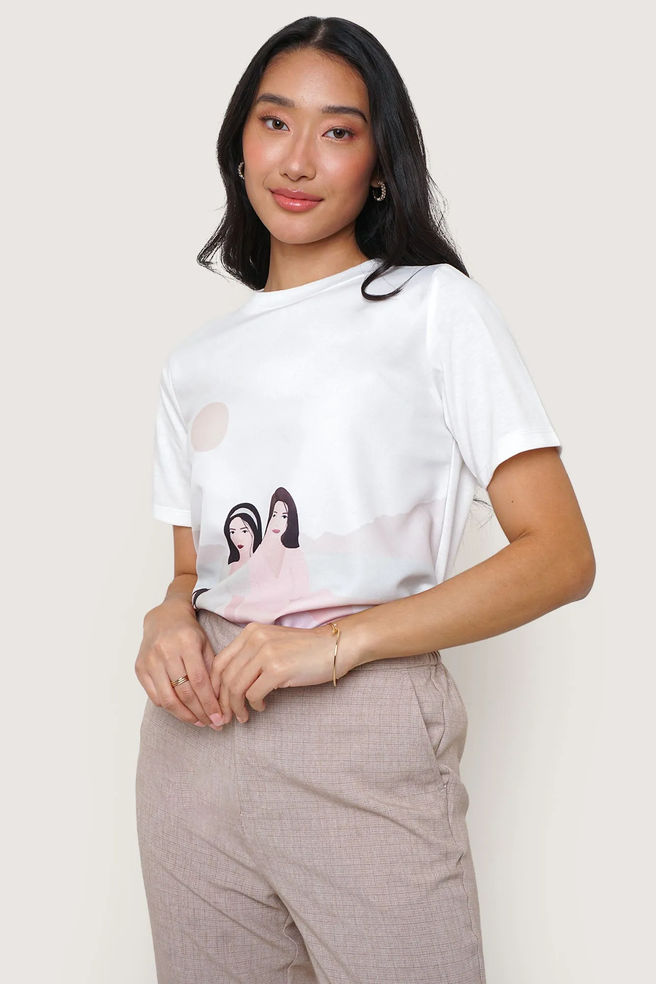 Girlfriends of Summer Graphic Tee