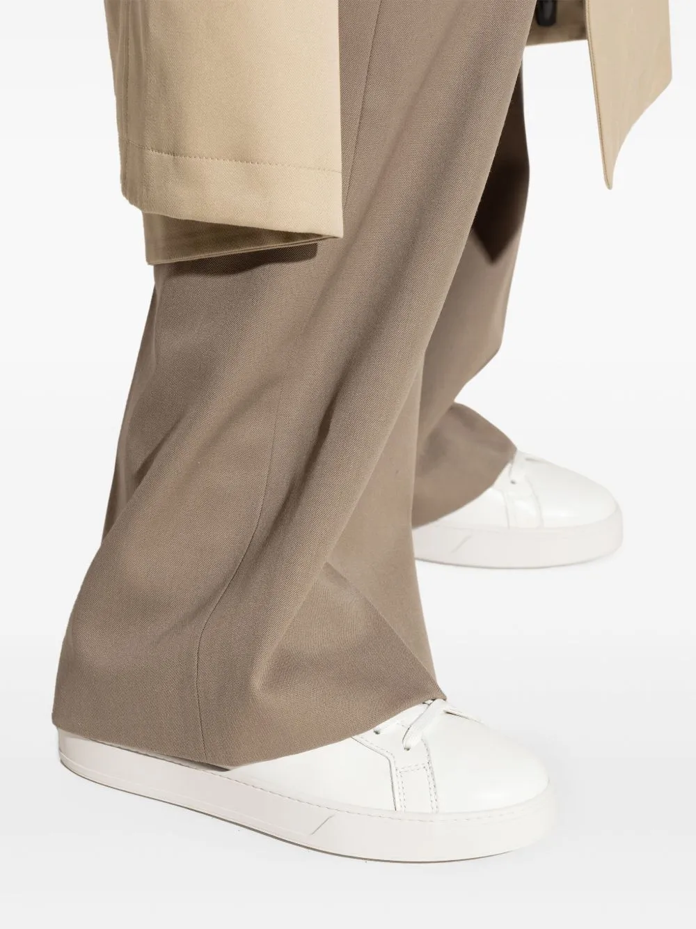 Leather sneakers