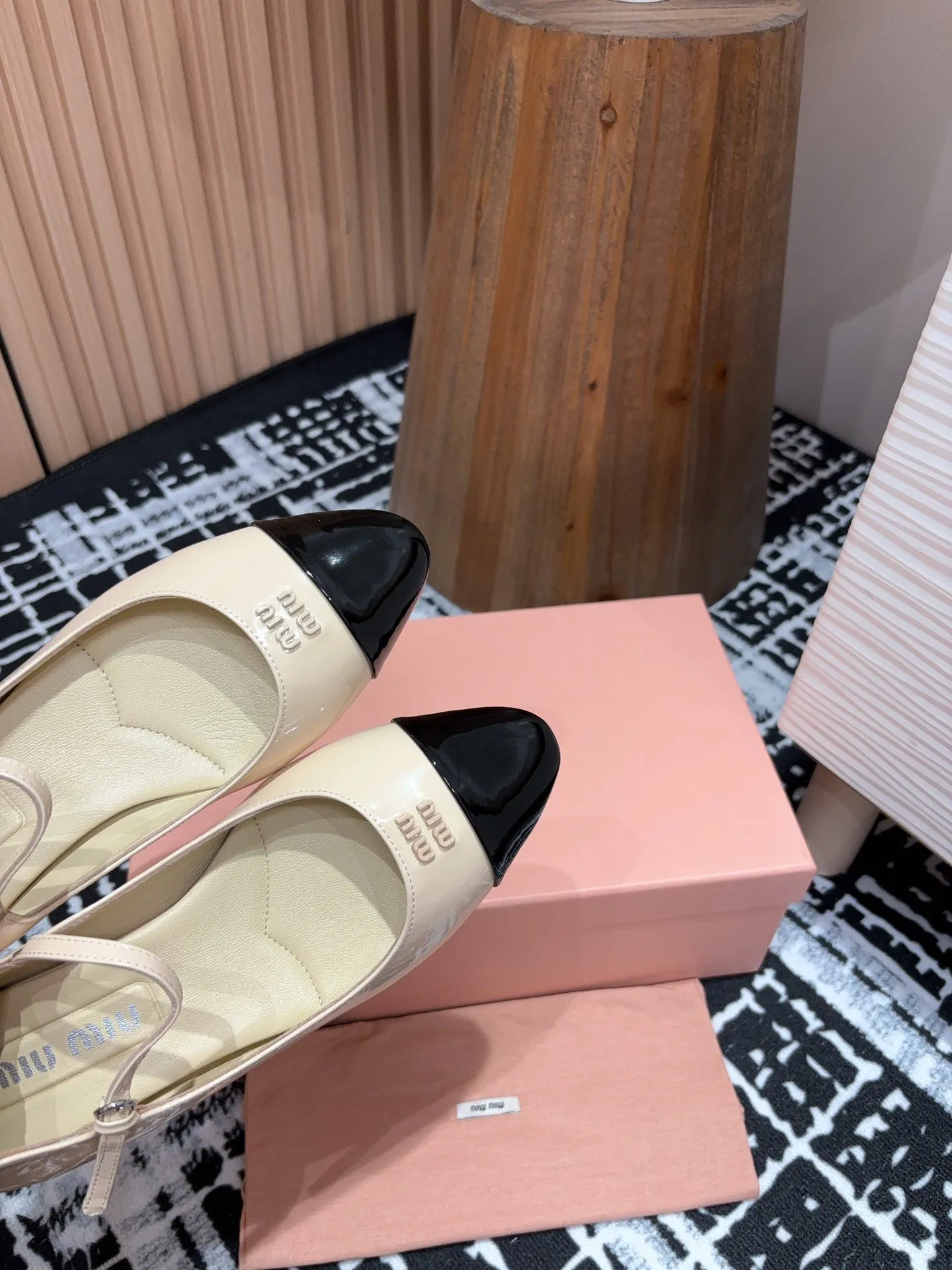 Miu Ballet Flat Beige Shiny Sheepskin