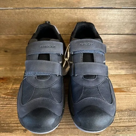 New NWOB Big Kids Geox Savage Black Leather Low Top Sneakers Shoes‎ Size 6 Y