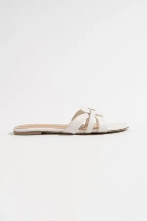 One Band Round Toe Sandals