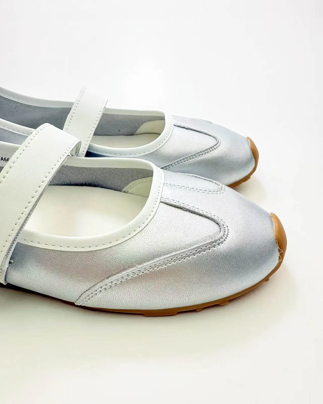 Round Toe Mary Jane Sneakers
