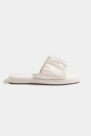 Round Toe Ruched Sandals