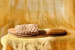 Seconds: Women's Woven Sandal in Honey