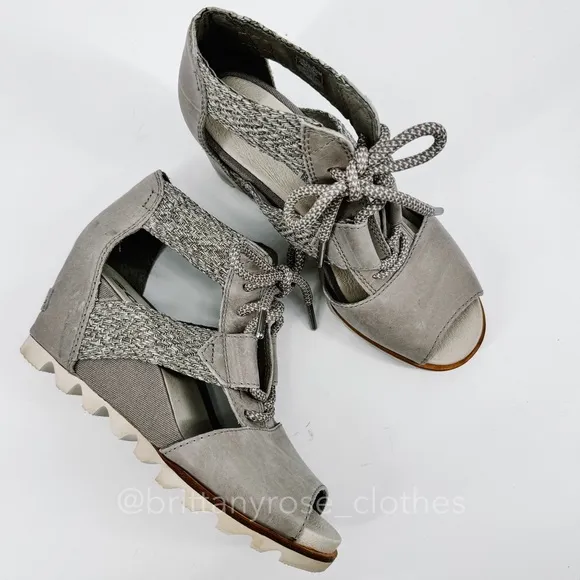 SOREL Joanie Leather Wedge Sandal in Kettle