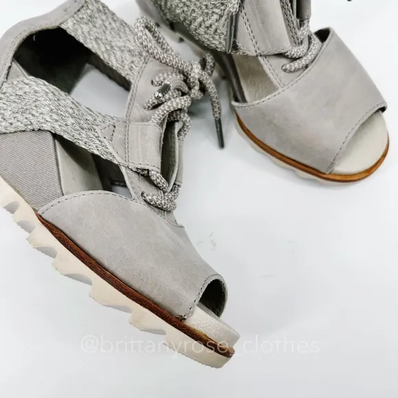 SOREL Joanie Leather Wedge Sandal in Kettle