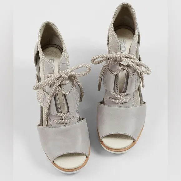 SOREL Joanie Leather Wedge Sandal in Kettle
