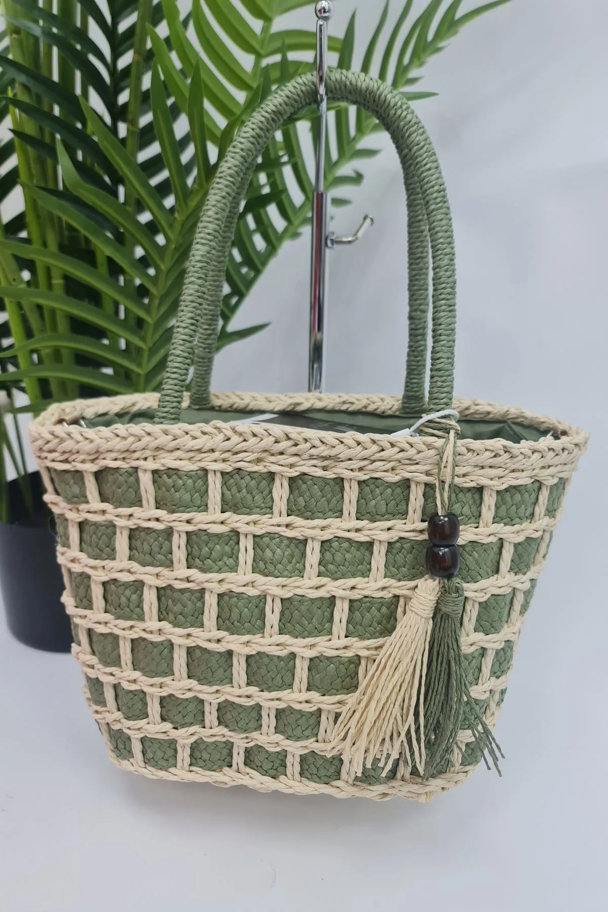 Straw Tassel Two Handle Shoulder Bag
