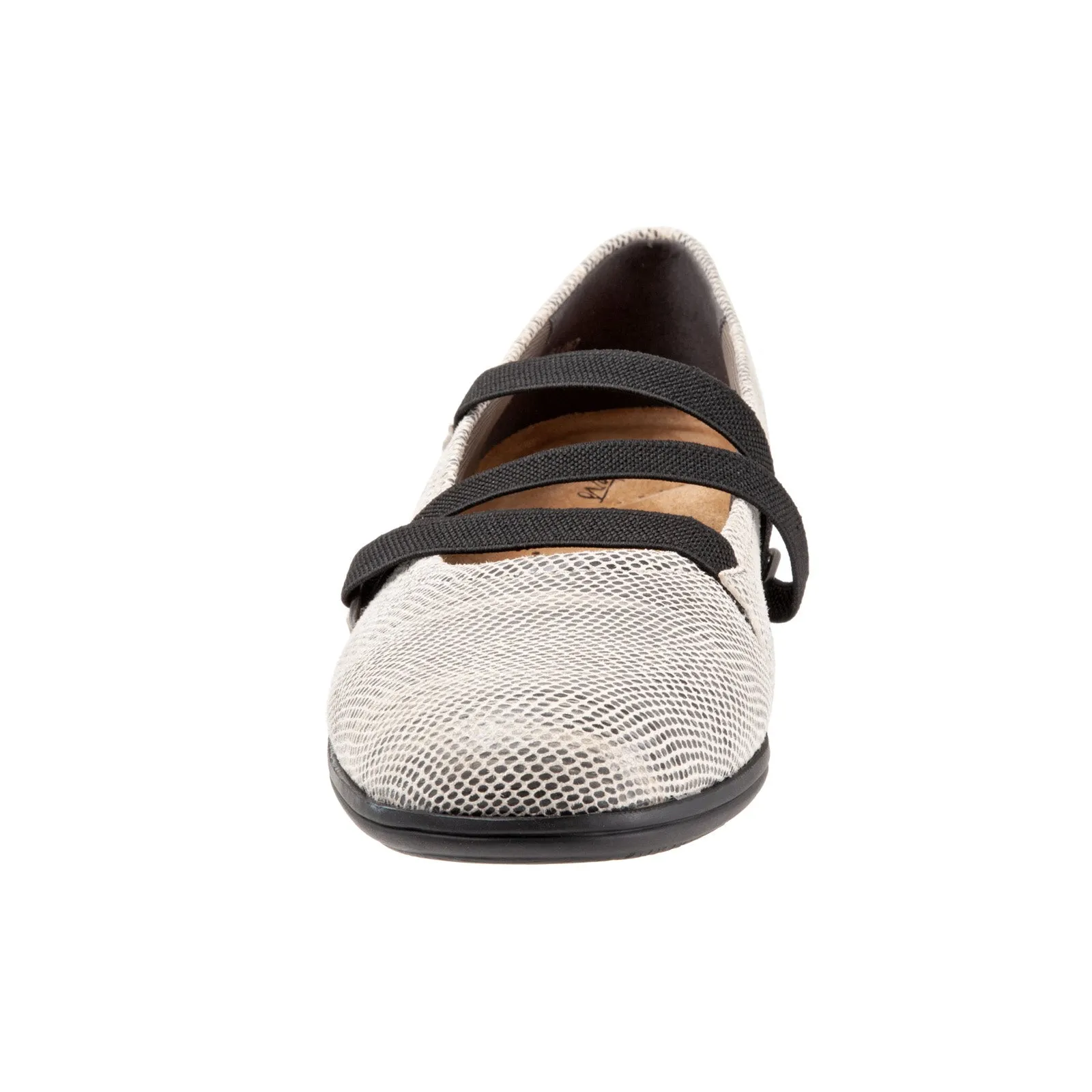 Trotters Della T1953-067 Womens Beige Leather Slip On Ballet Flats Shoes