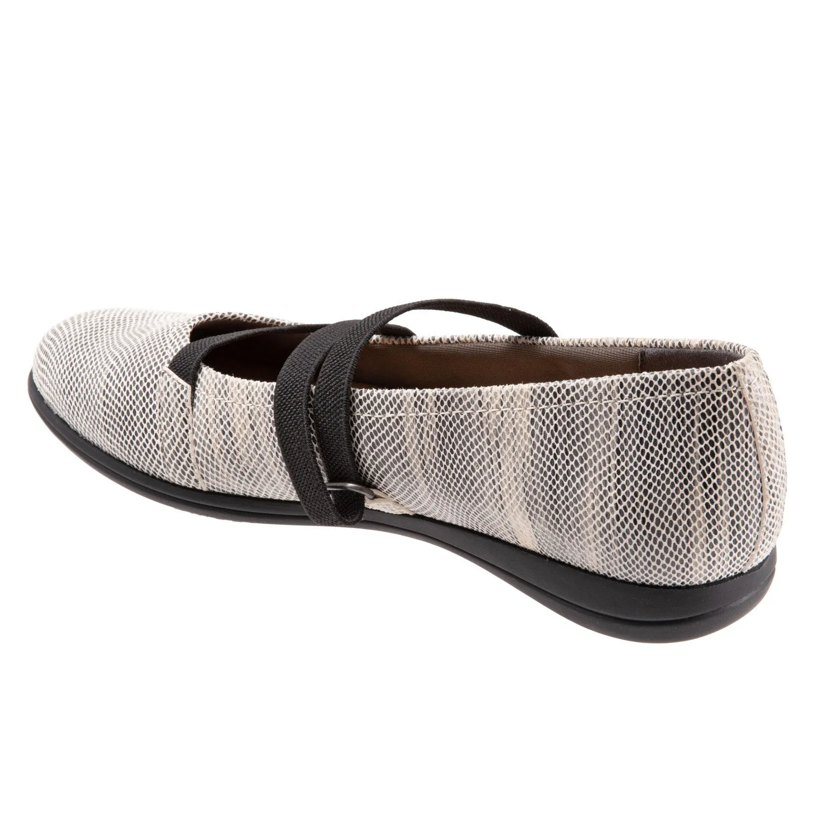 Trotters Della T1953-067 Womens Beige Leather Slip On Ballet Flats Shoes