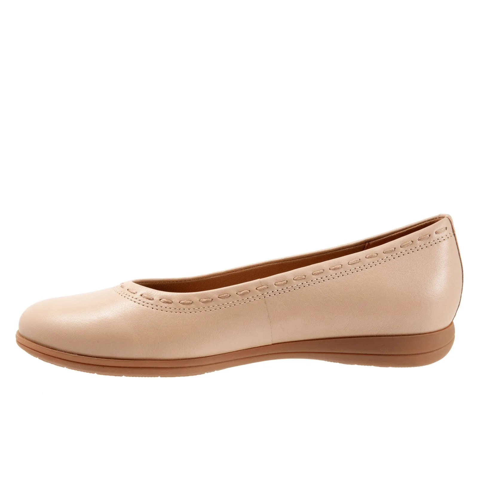 Trotters Dixie T2217-130 Womens Beige Narrow Leather Ballet Flats Shoes