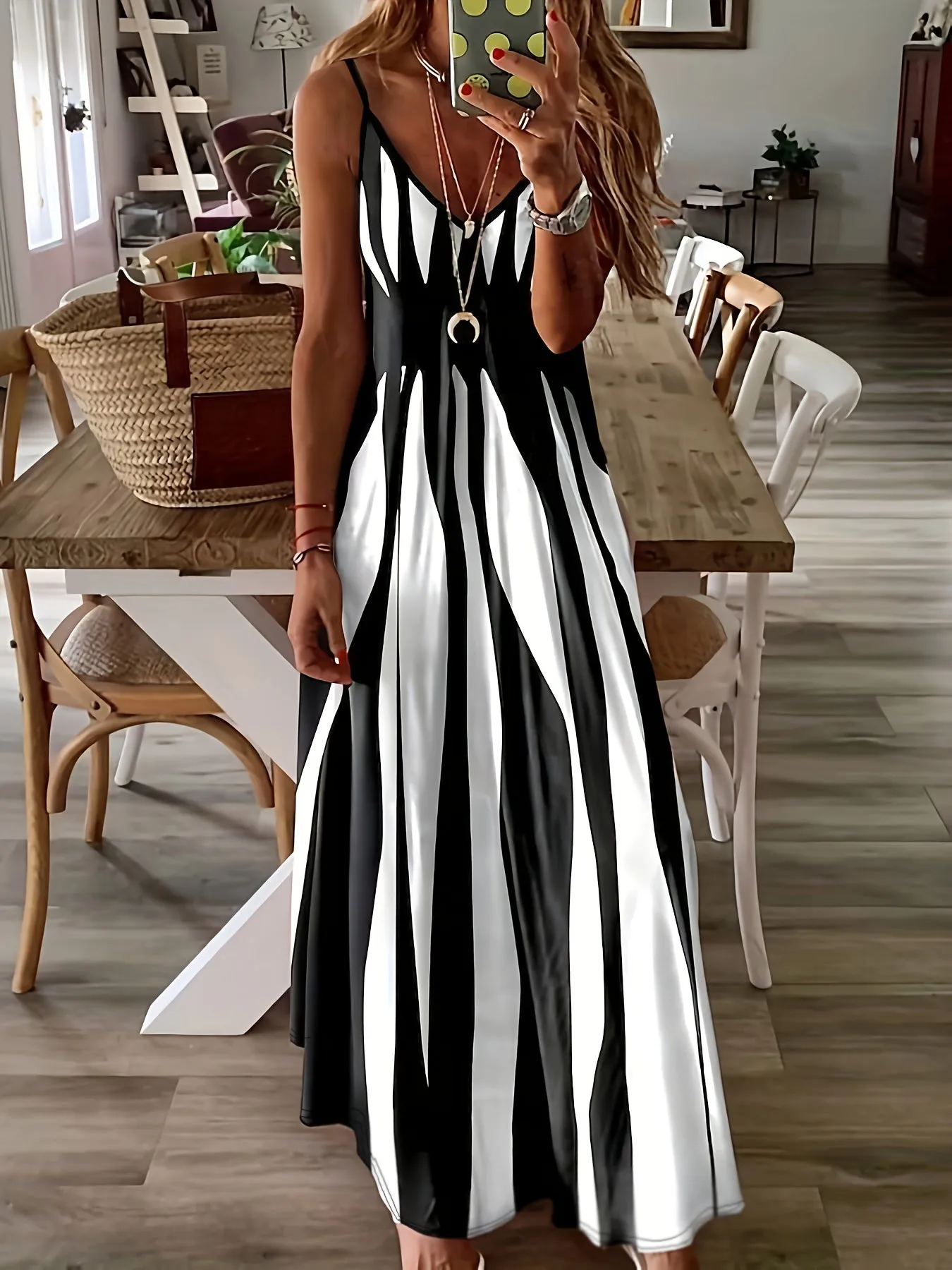 Verano - Striped Spaghetti Strap Dress