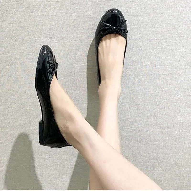 Women's Round Toe Flat Shoes with Soft Leather 2024 New Butterfly Bow Casual Black Women's Shoes Ballet Style Single Shoes